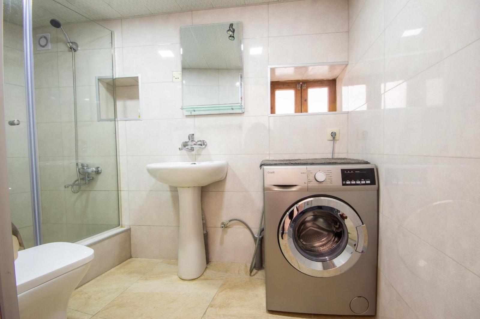 Center Apartment 3 Rooms تبليسي المظهر الخارجي الصورة