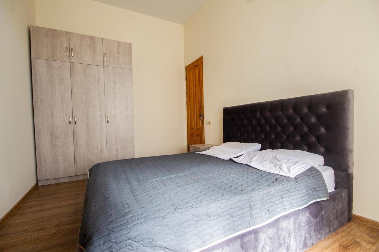 Center Apartment 3 Rooms تبليسي المظهر الخارجي الصورة